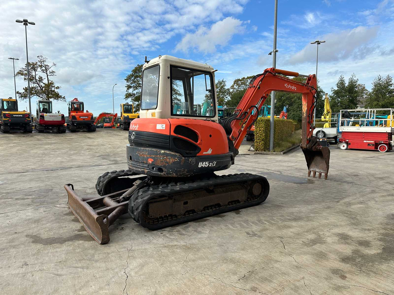 KUBOTA - 2005 - U45 - 3 - MIDI EXCAVATOR - 挖掘机:图4 KUBOTA - 2005 - U45 - 3 - MIDI EXCAVATOR - 挖掘机:图4