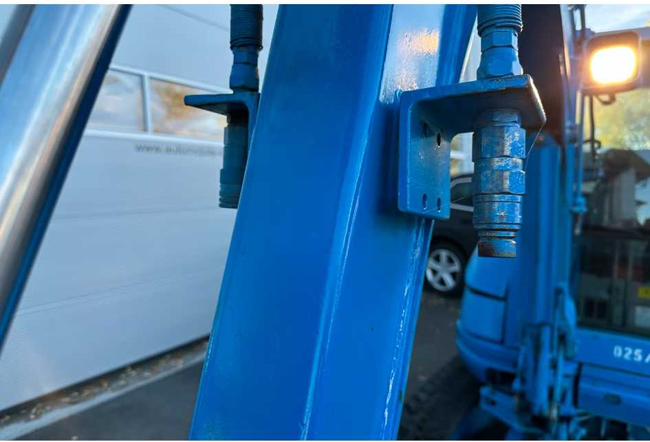 KUBOTA - U25 -3 - 2004 - MINI EXCAVATOR - 小型挖掘机:图4 KUBOTA - U25 -3 - 2004 - MINI EXCAVATOR - 小型挖掘机:图4