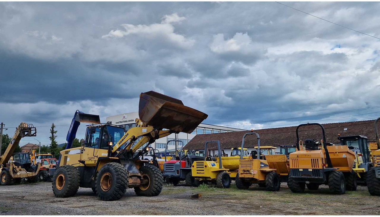 Komatsu WA380-6 - 轮式装载机:图2 Komatsu WA380-6 - 轮式装载机:图2