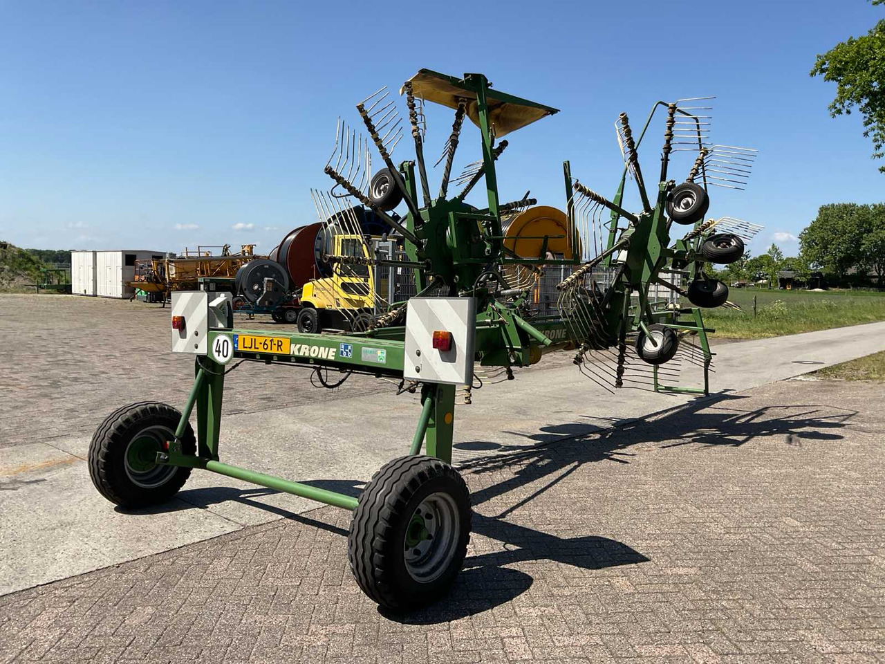 Krone Swadro 1201 - 干草和饲料设备:图5 Krone Swadro 1201 - 干草和饲料设备:图5