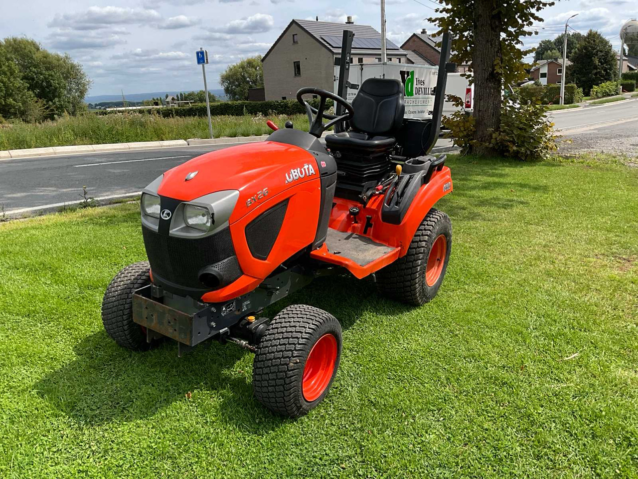Kubota Bx261 - 市政牵引车:图1 Kubota Bx261 - 市政牵引车:图1