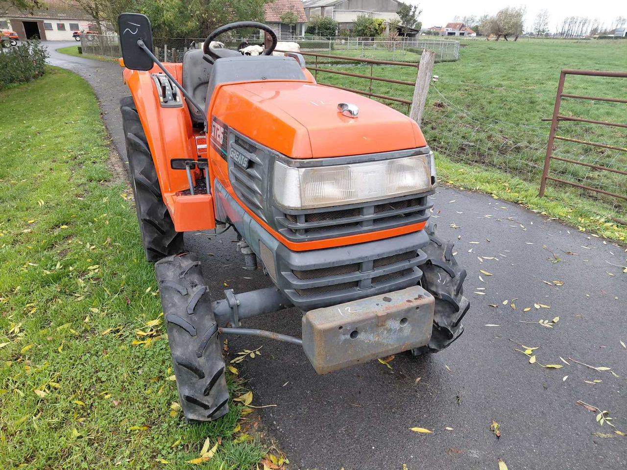 Kubota GT26 - 紧凑型拖拉机:图1 Kubota GT26 - 紧凑型拖拉机:图1