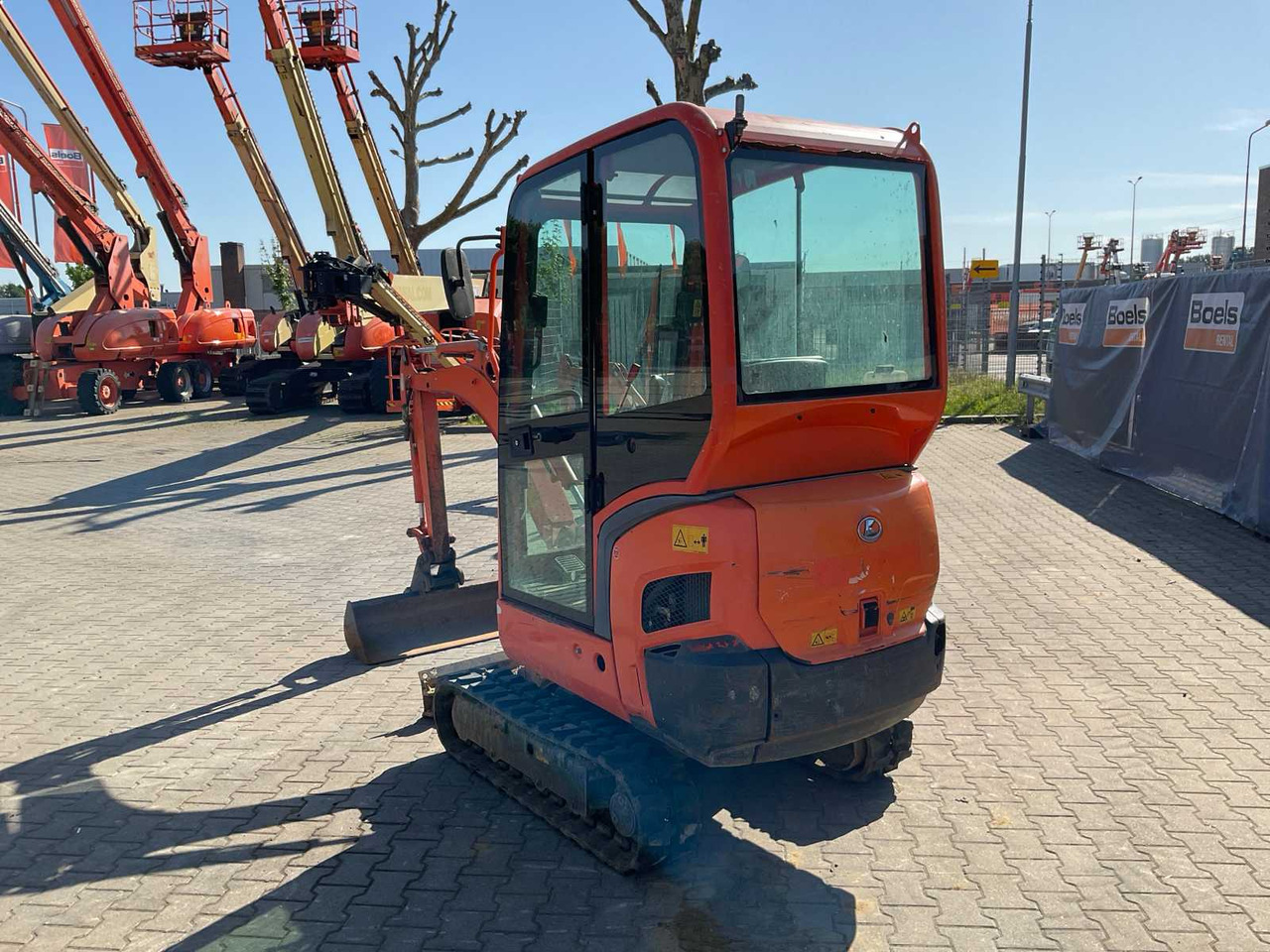 Kubota KX016-4G - 小型挖掘机:图4 Kubota KX016-4G - 小型挖掘机:图4