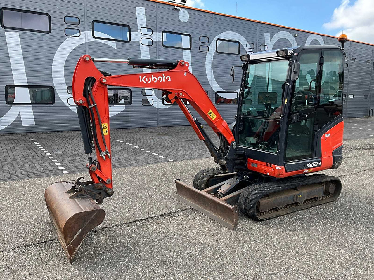 Kubota KX027-4 HI - 小型挖掘机:图1 Kubota KX027-4 HI - 小型挖掘机:图1