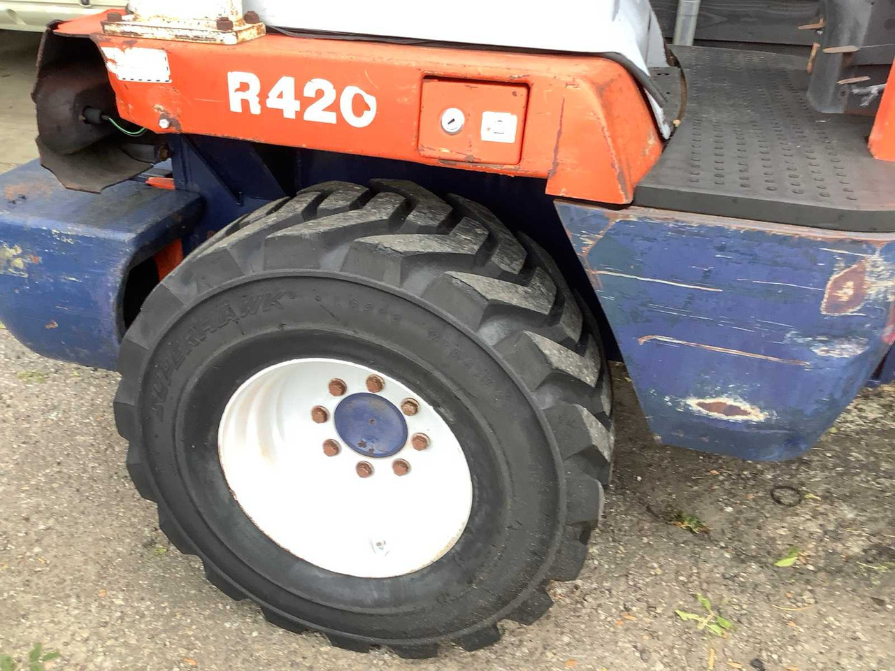 轮式装载机 Kubota R420：图8