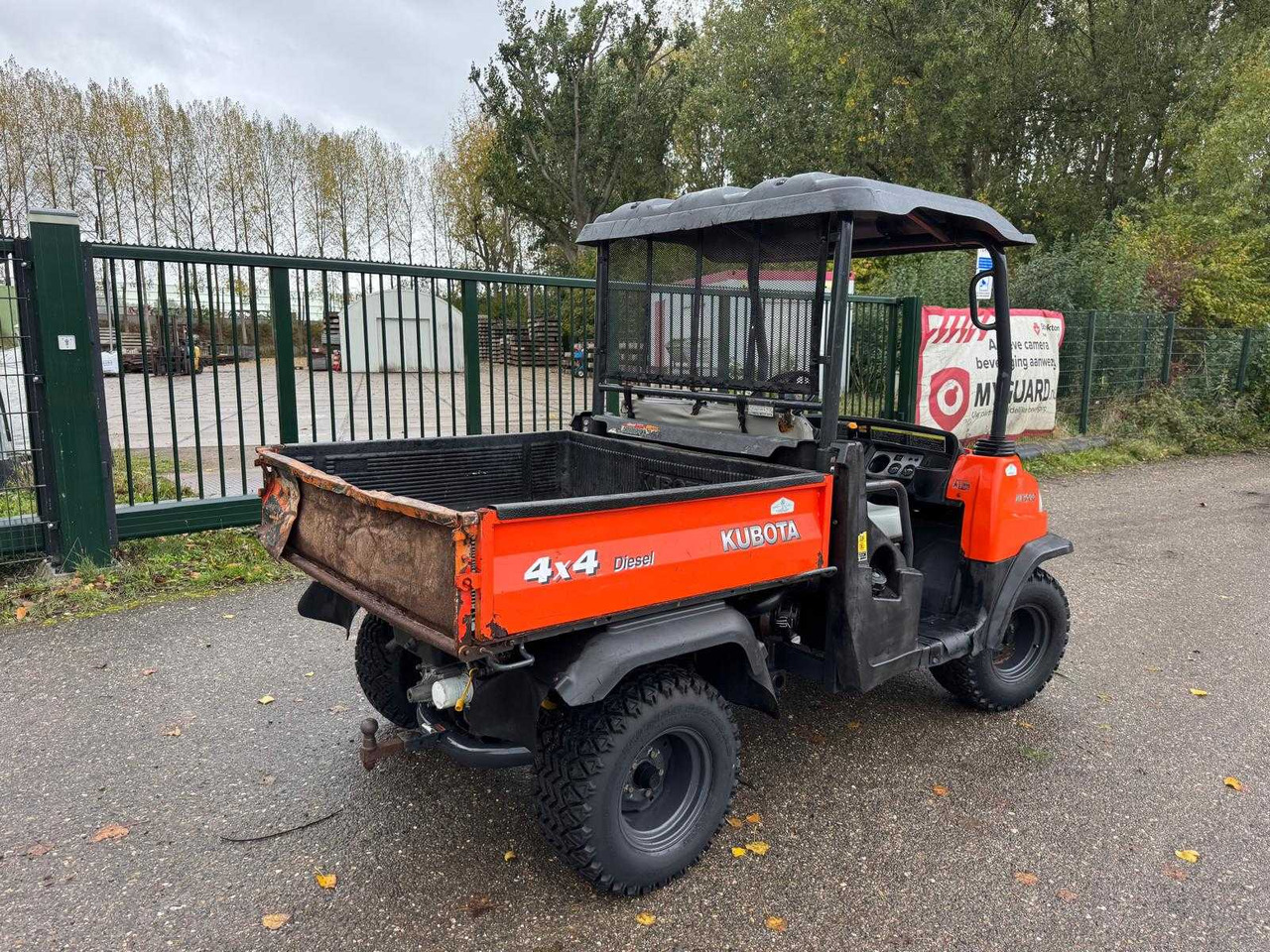 Kubota RTV900 4X4 - 农场拖车:图4 Kubota RTV900 4X4 - 农场拖车:图4
