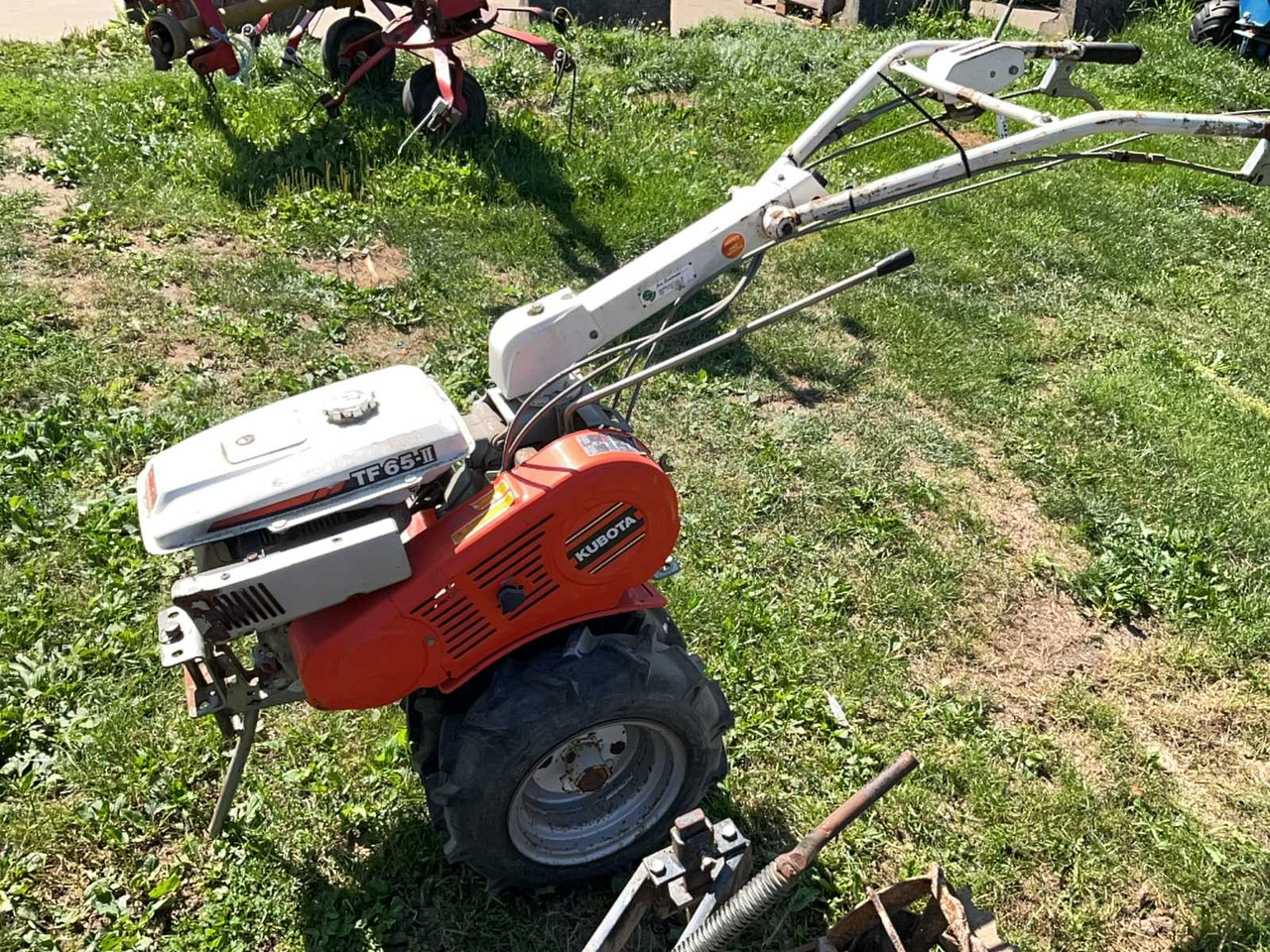 Kubota TF65-II - 市政牵引车:图4 Kubota TF65-II - 市政牵引车:图4