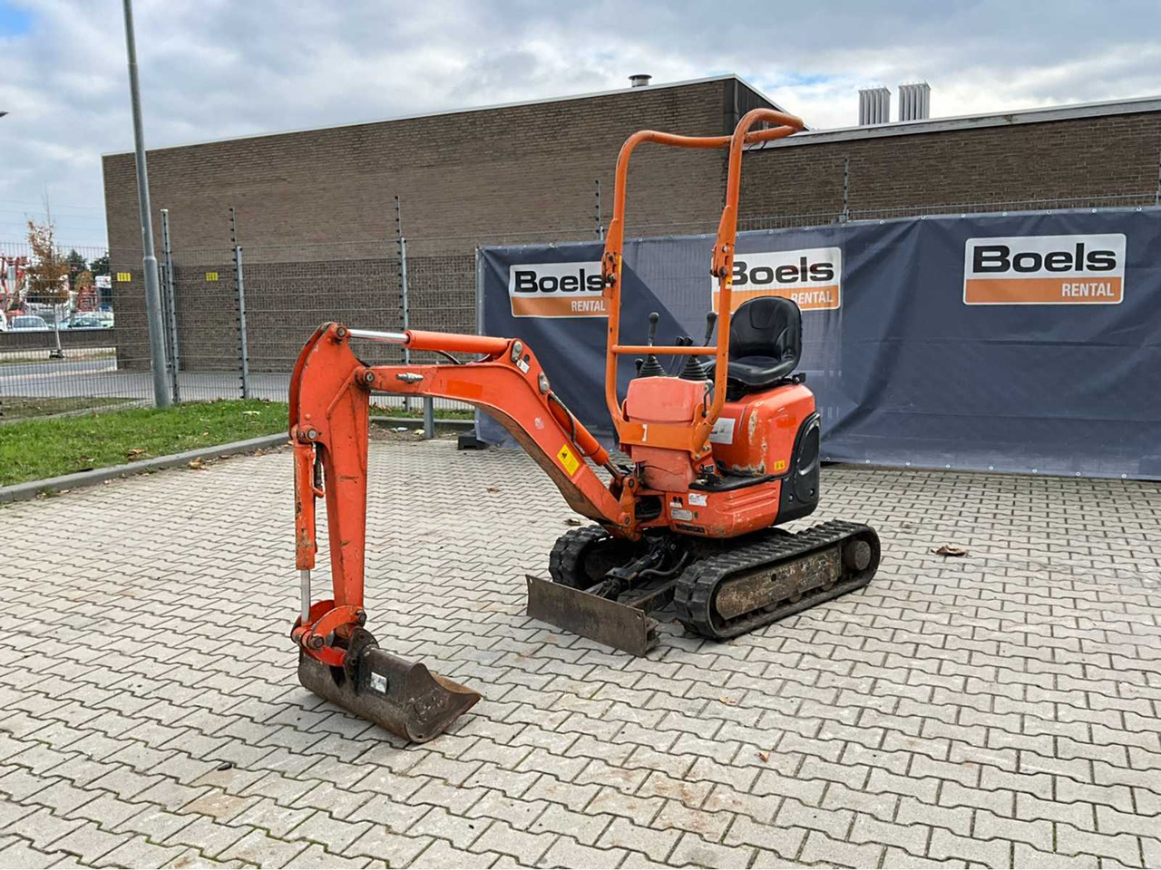 Kubota U10-3 VHG - 小型挖掘机:图1 Kubota U10-3 VHG - 小型挖掘机:图1