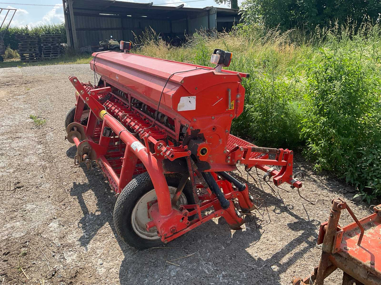 Kuhn K1353 - 播种设备:图4 Kuhn K1353 - 播种设备:图4