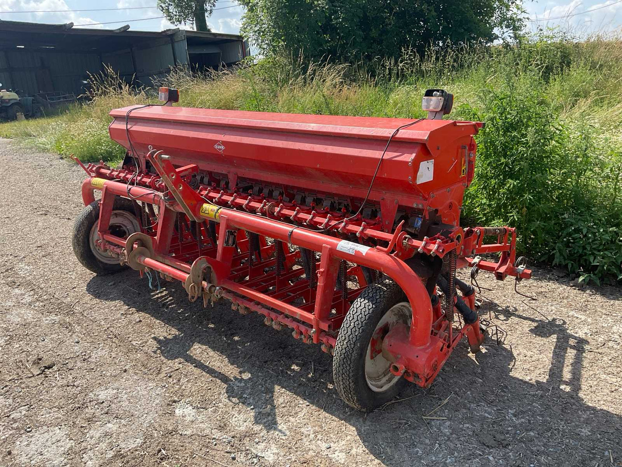 Kuhn K1353 - 播种设备:图3 Kuhn K1353 - 播种设备:图3
