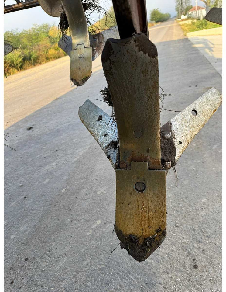 LEMKEN SMARAGD 90/300 - 耕耘机:图4 LEMKEN SMARAGD 90/300 - 耕耘机:图4