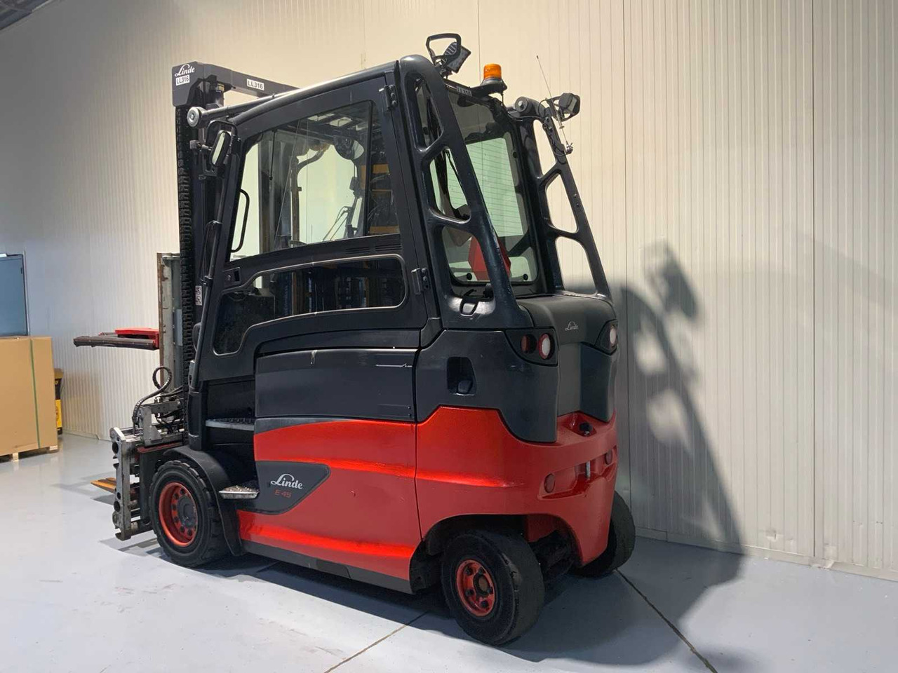 LINDE E45 FORKLIFT TRUCK, 2020, MULTIPLE FORK POSITIONER, - 叉车:图3 LINDE E45 FORKLIFT TRUCK, 2020, MULTIPLE FORK POSITIONER, - 叉车:图3