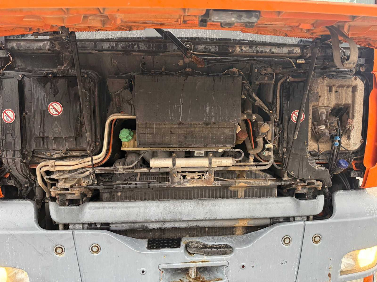 MAN - TGA 26.414 FDC - TRUCK - 2003 - 卡车:图3 MAN - TGA 26.414 FDC - TRUCK - 2003 - 卡车:图3