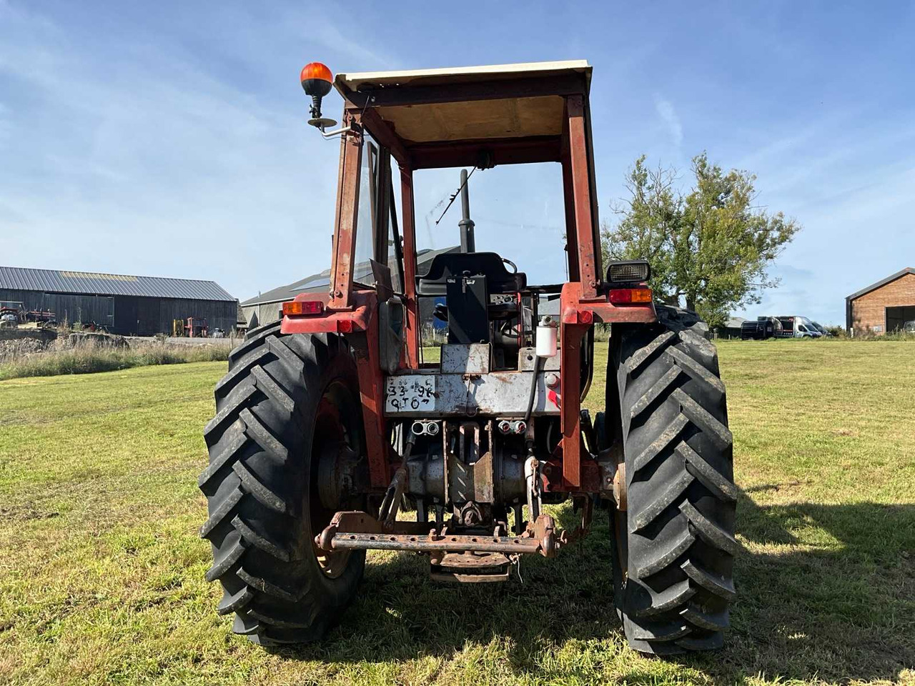 Massey Ferguson 1080 - 拖拉机:图4 Massey Ferguson 1080 - 拖拉机:图4
