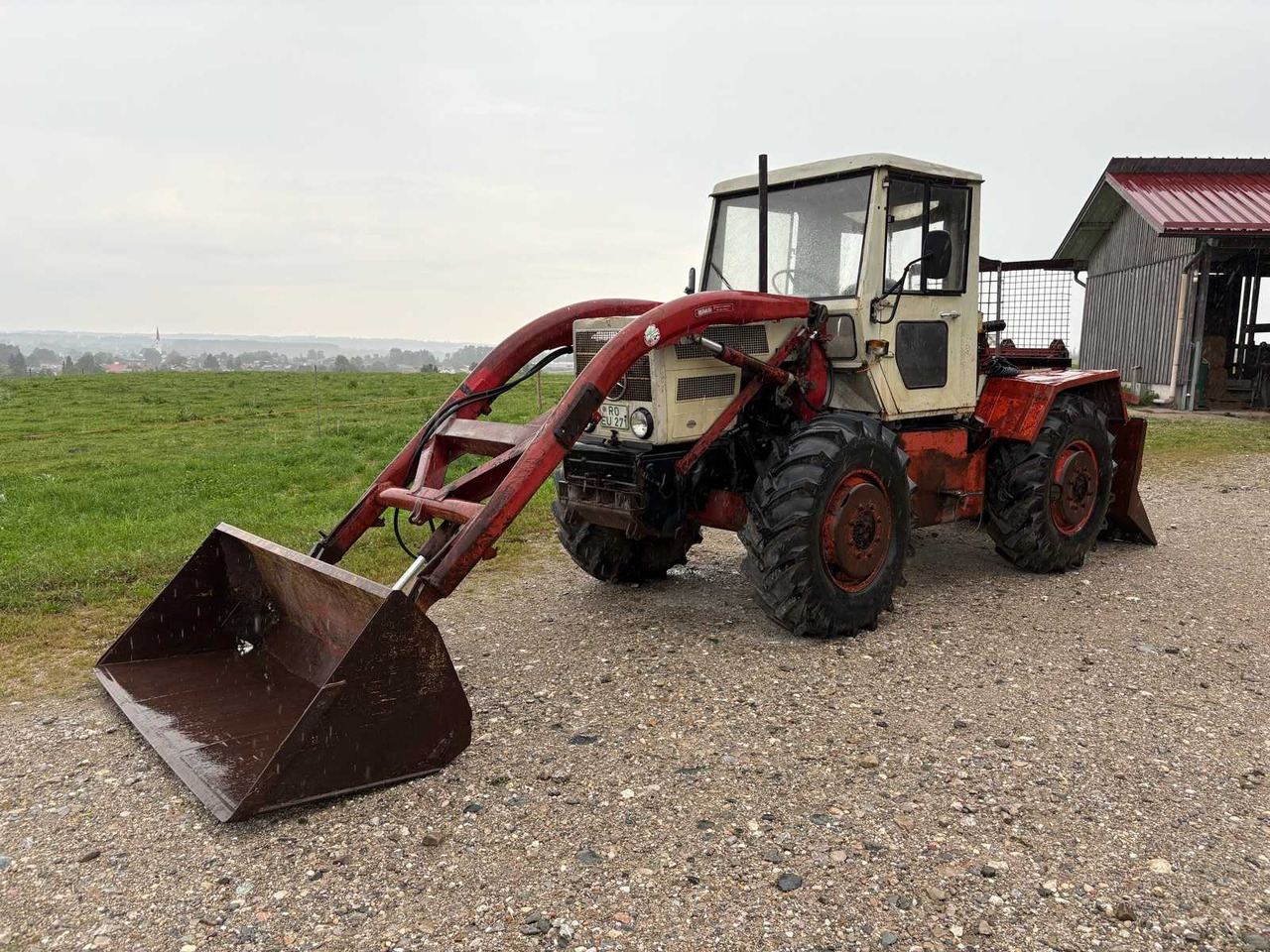 Mercedes-Benz / Huttner Spezialtraktor mit Frontlader und Rückewinde - 市政牵引车:图1 Mercedes-Benz / Huttner Spezialtraktor mit Frontlader und Rückewinde - 市政牵引车:图1