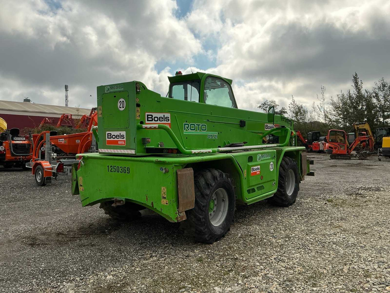 Merlo Roto 45.21 - 轮式装载机:图4 Merlo Roto 45.21 - 轮式装载机:图4