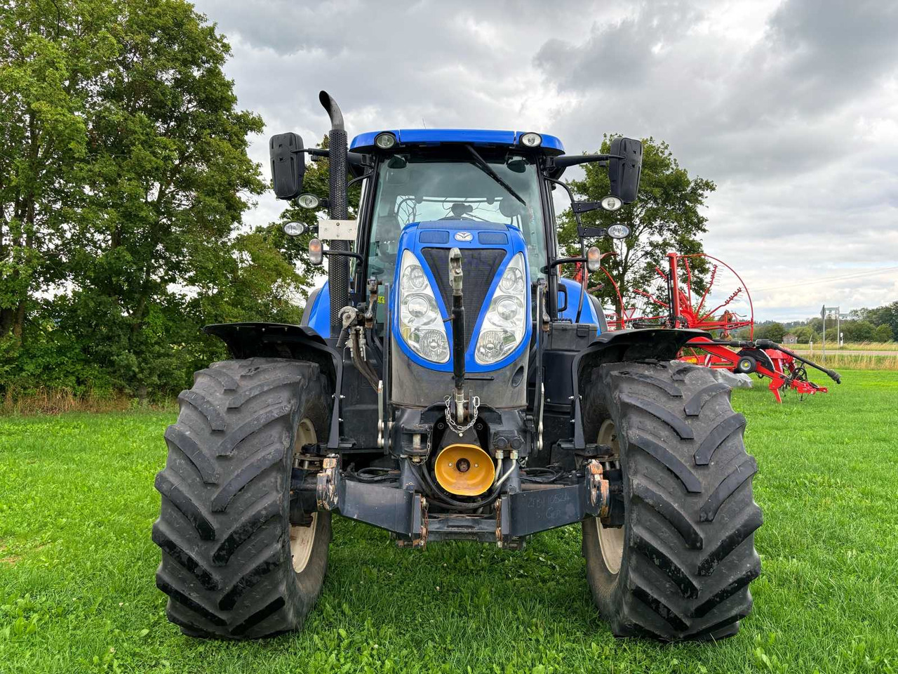 New Holland T7.210 AC - 拖拉机:图5 New Holland T7.210 AC - 拖拉机:图5