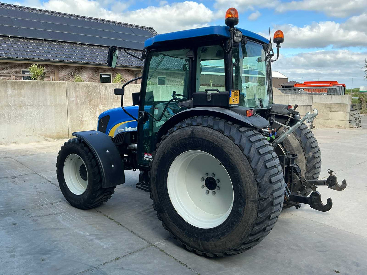 New holland T4030 - 拖拉机:图2 New holland T4030 - 拖拉机:图2