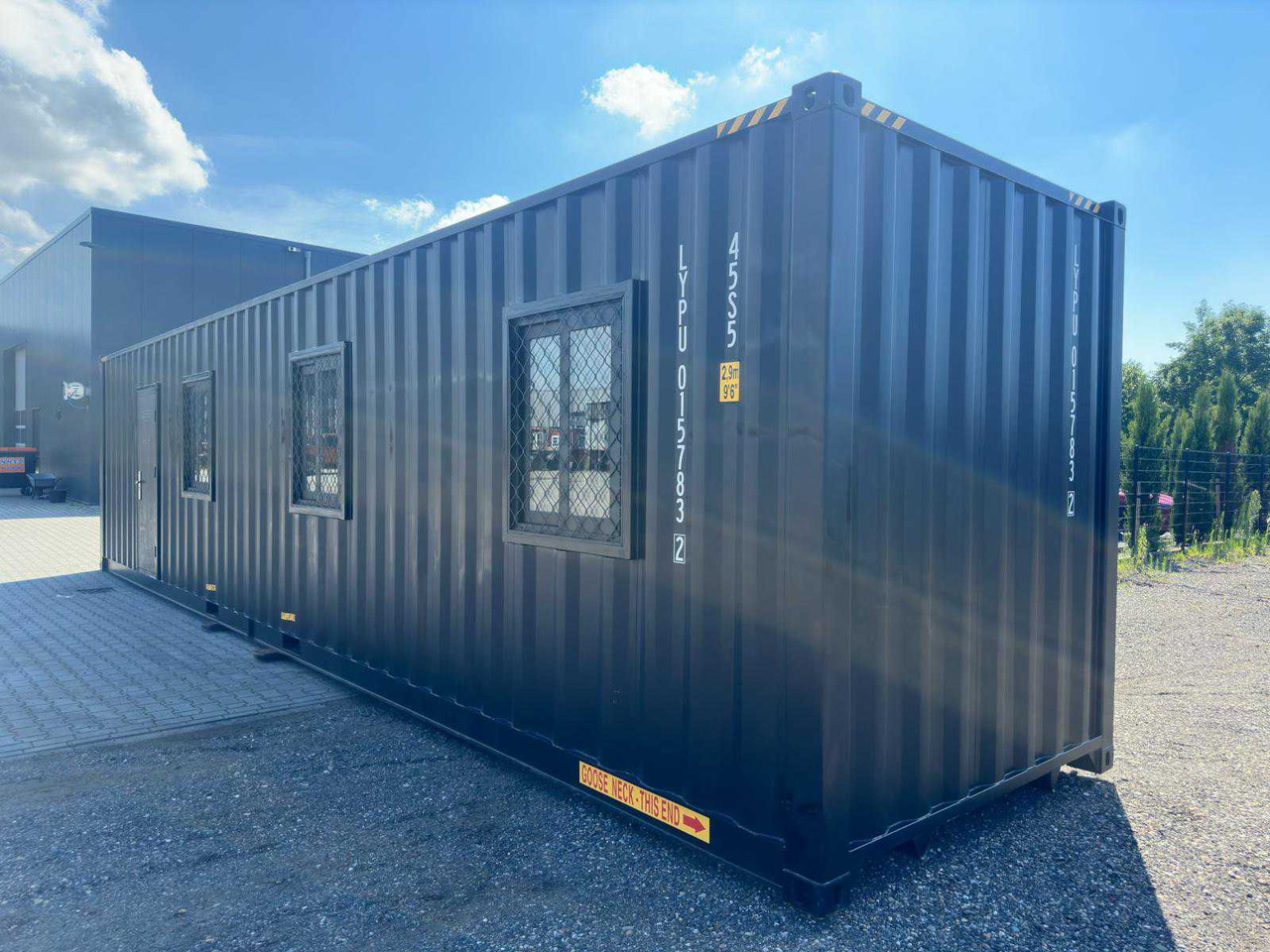 Rhino-Cross-Containers 1 Deur en 3 Ramen Zwart - 建筑集装箱:图1 Rhino-Cross-Containers 1 Deur en 3 Ramen Zwart - 建筑集装箱:图1