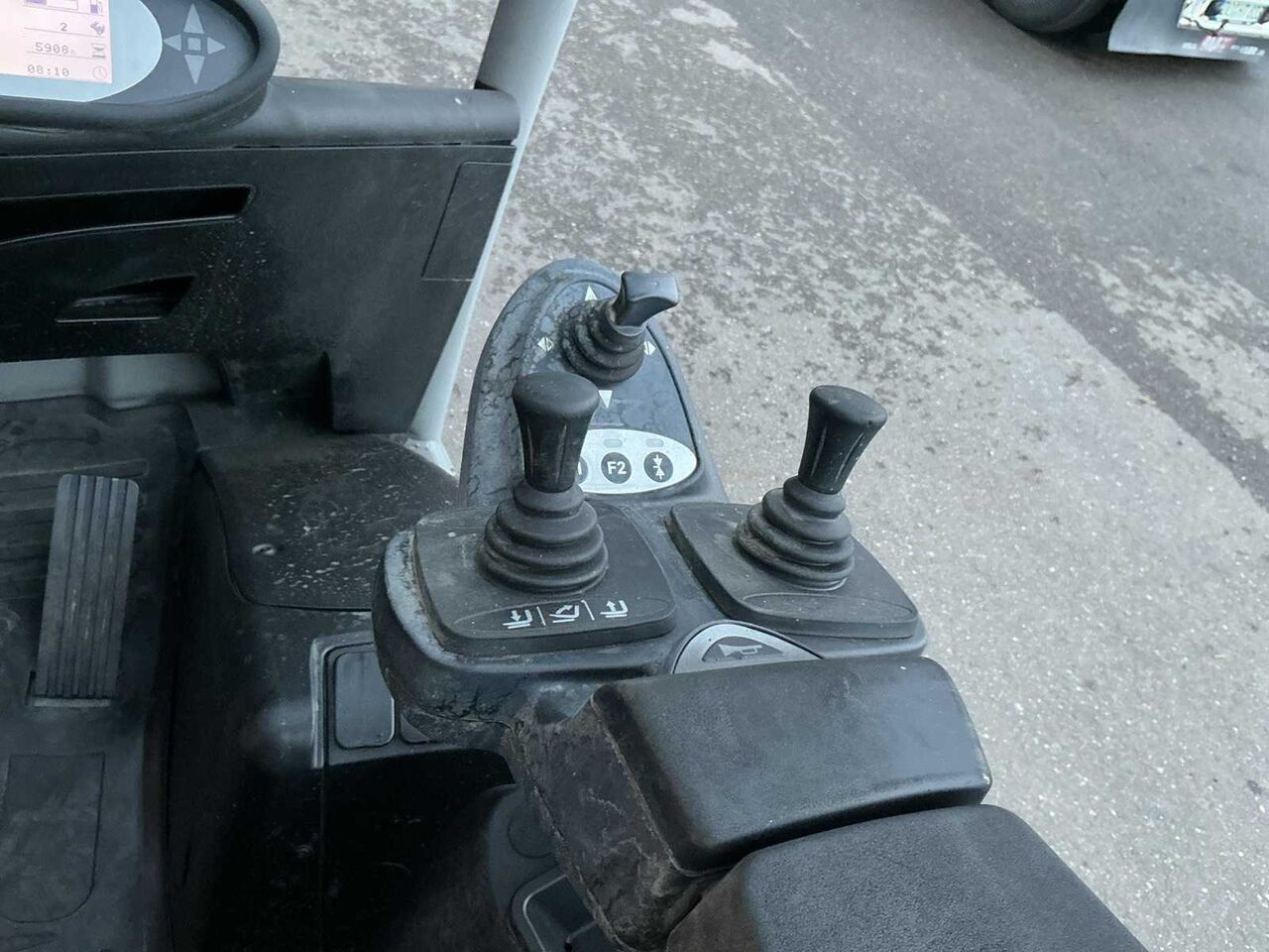 叉车 STILL RX70-35 FORKLIFT:图7 叉车 STILL RX70-35 FORKLIFT:图7