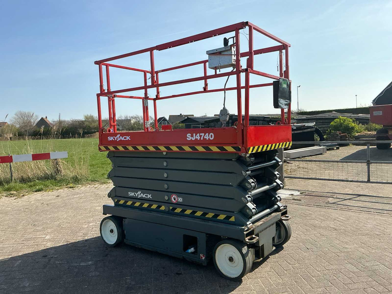 Skyjack SJ4740 - 空中平台:图4 Skyjack SJ4740 - 空中平台:图4