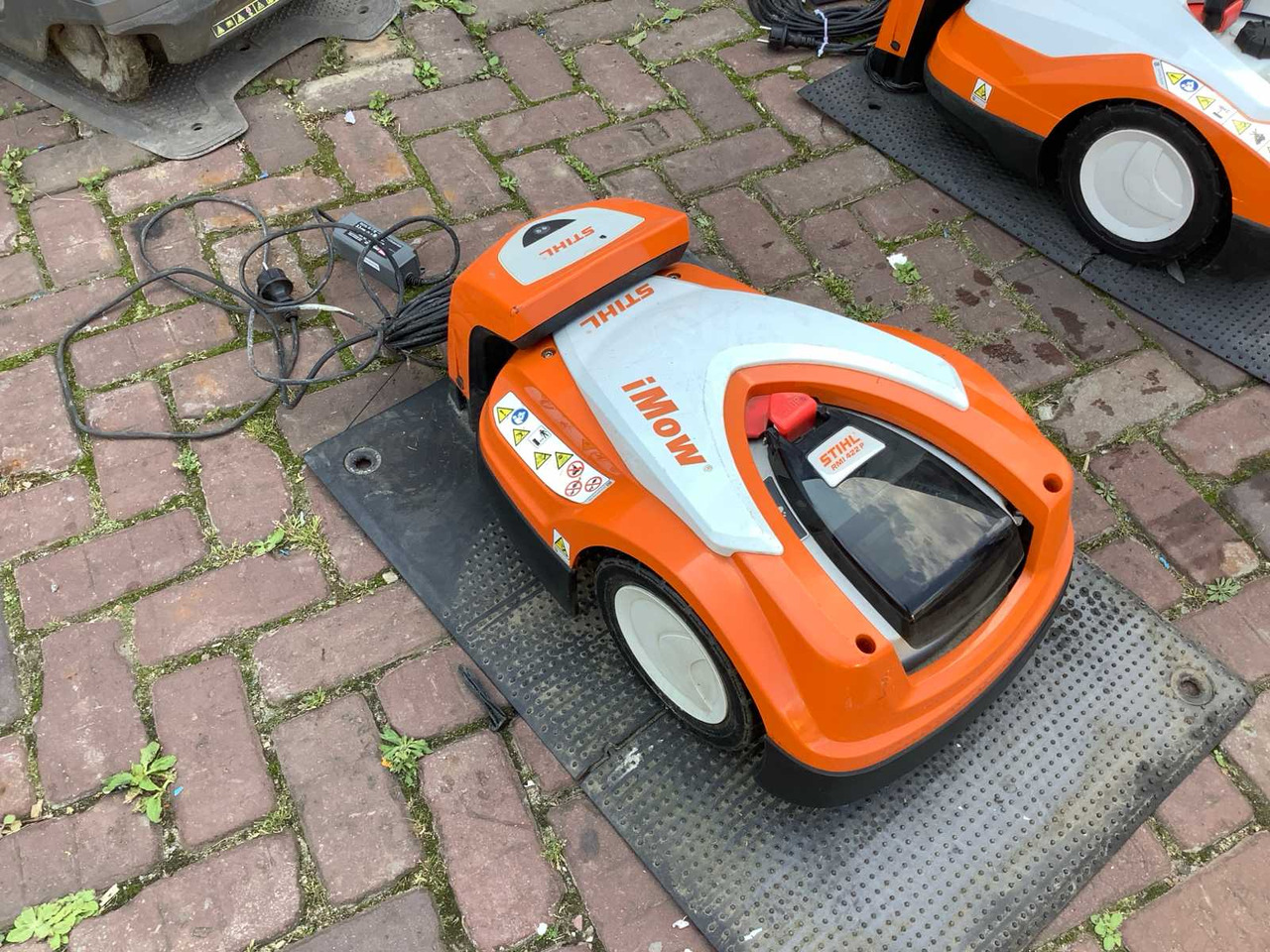 Stihl Rmi422p - 园林割草机:图2 Stihl Rmi422p - 园林割草机:图2