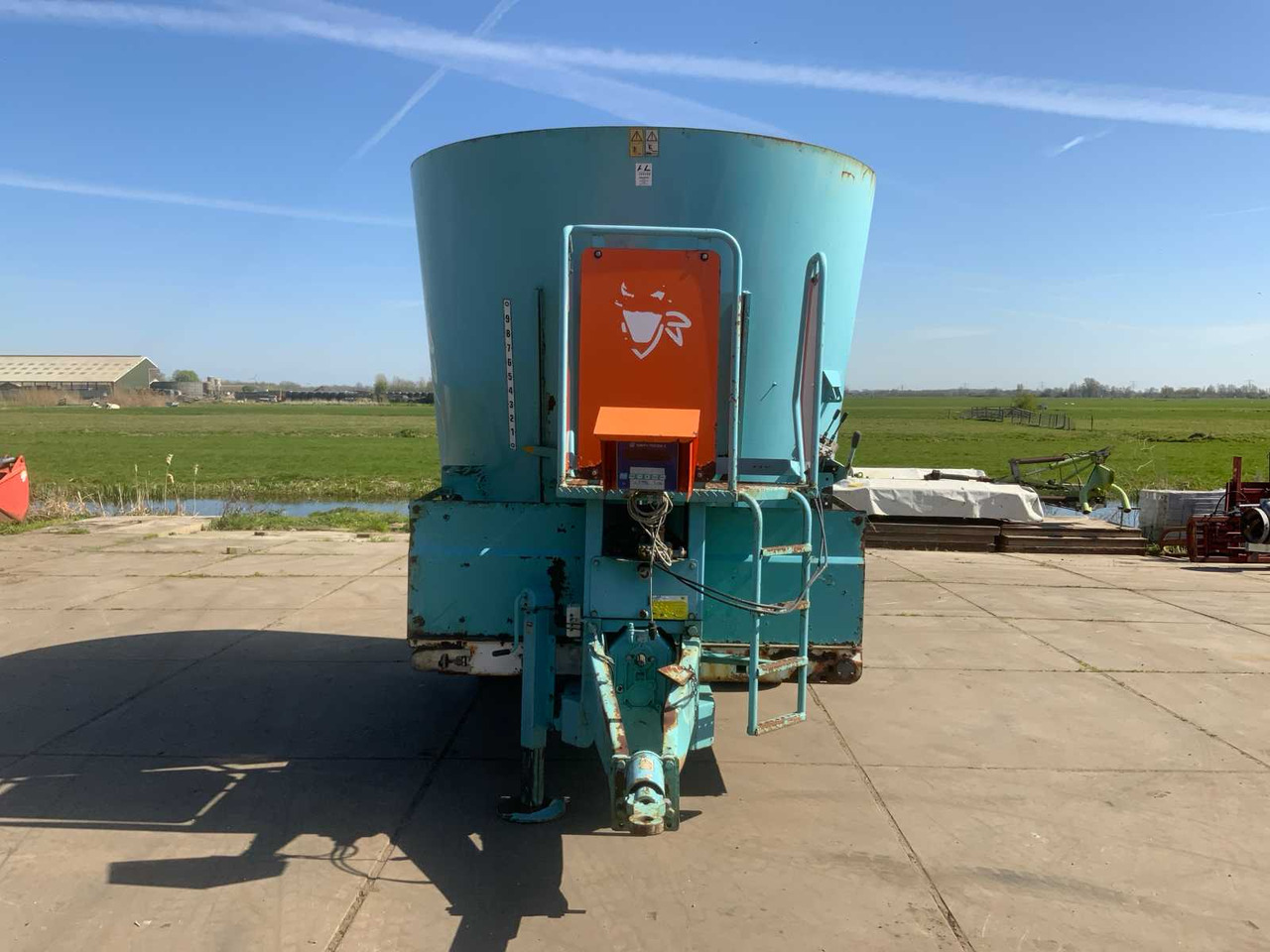 Storti Dunker TVs 120 - 饲料搅拌车:图3 Storti Dunker TVs 120 - 饲料搅拌车:图3