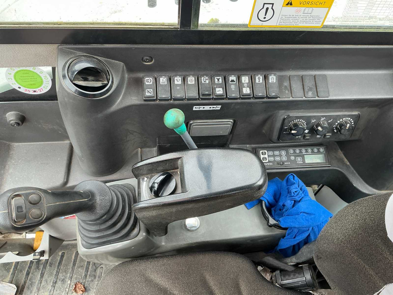 小型挖掘机 Takeuchi TB290：图21