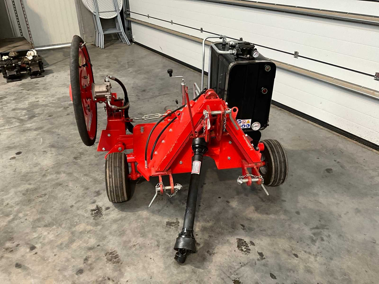 Trailed pole mower - 甩刀式割草机/ 表土疏松机:图2 Trailed pole mower - 甩刀式割草机/ 表土疏松机:图2