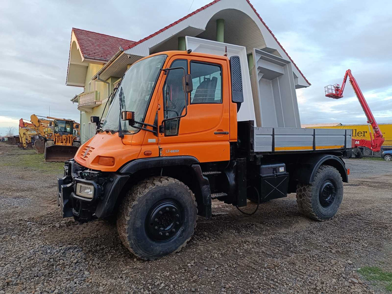 UNIMOG - U 400 - TRUCK - 2001 - 卡车:图1 UNIMOG - U 400 - TRUCK - 2001 - 卡车:图1
