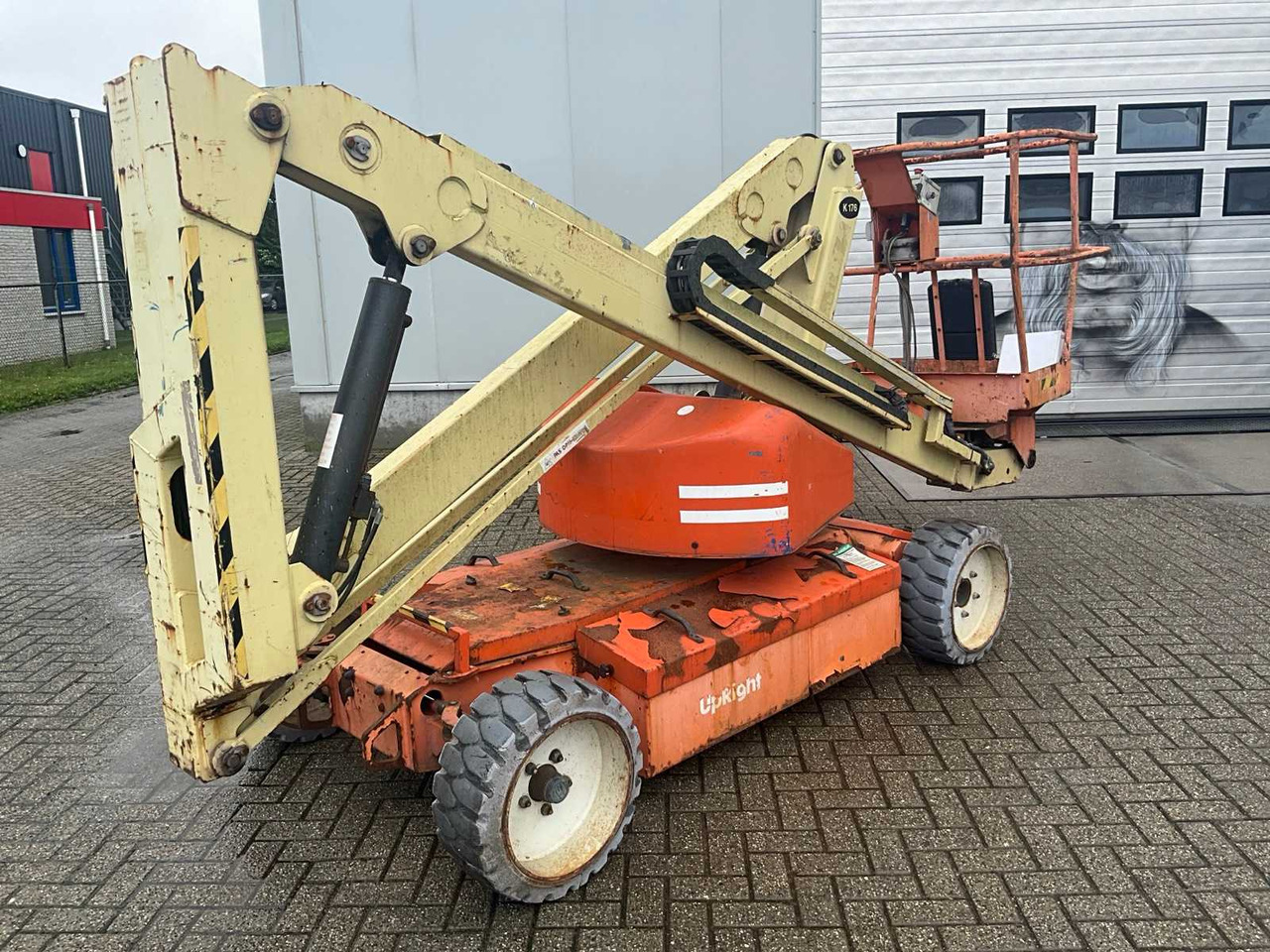 "UPRIGHT" - AB38N - ARTICULATED TELESCOPIC BOOM LIFT - 2007 - 空中平台:图3 "UPRIGHT" - AB38N - ARTICULATED TELESCOPIC BOOM LIFT - 2007 - 空中平台:图3
