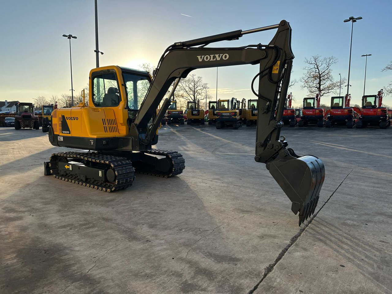 VOLVO - 2012 - EC55B - MIDI EXCAVATOR - 挖掘机:图3 VOLVO - 2012 - EC55B - MIDI EXCAVATOR - 挖掘机:图3