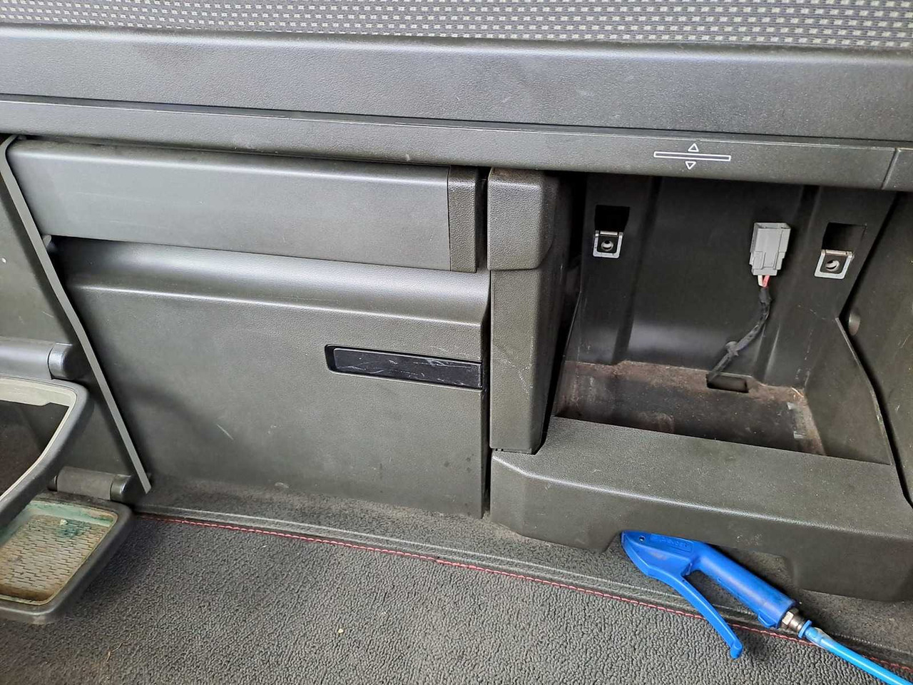 卡车 VOLVO - 2016 - FH4 540 I-SHIFT - TRUCK WITH PALFINGER EPSILON Q150L/97 CRANE：图16