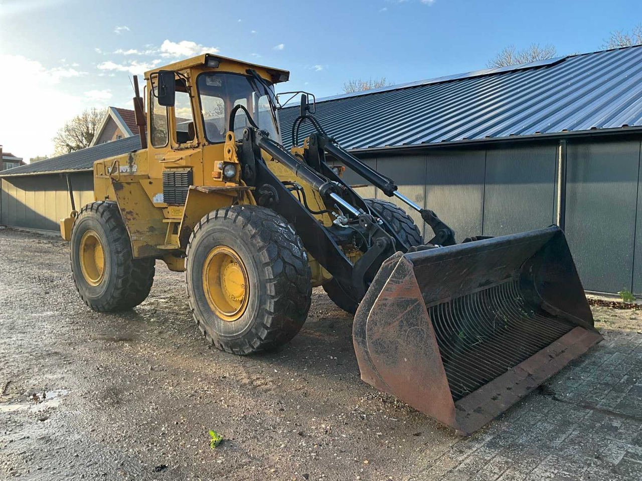 VOLVO BM 4300B SHOVEL - 轮式装载机:图5 VOLVO BM 4300B SHOVEL - 轮式装载机:图5