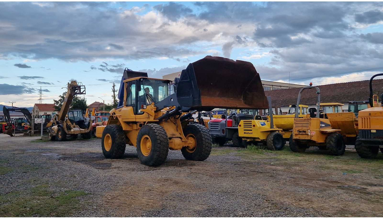 VOLVO L90F - 轮式装载机:图2 VOLVO L90F - 轮式装载机:图2