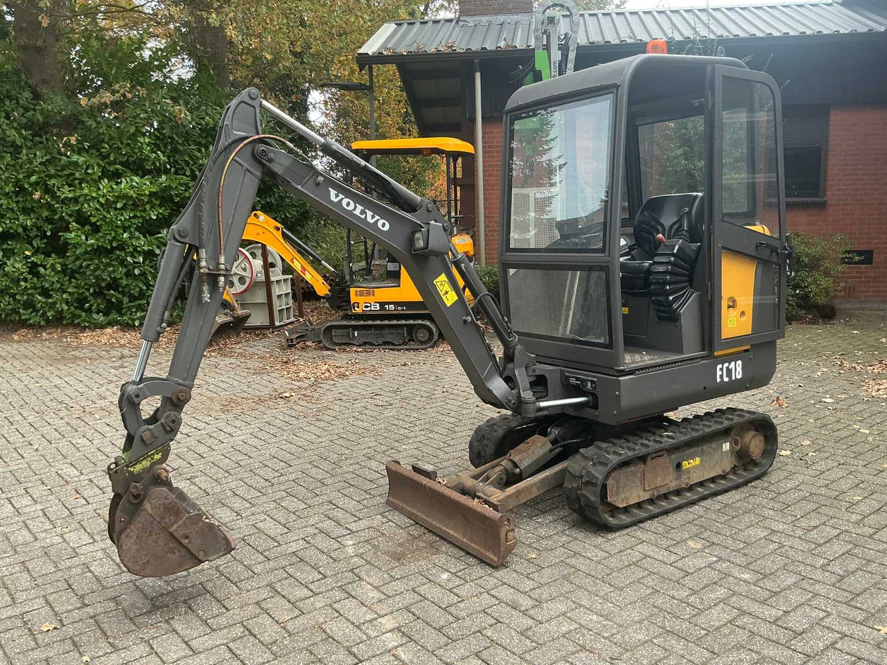 Volvo 2015 VOLVO EC-18D MINI EXCAVATOR - 小型挖掘机:图1 Volvo 2015 VOLVO EC-18D MINI EXCAVATOR - 小型挖掘机:图1