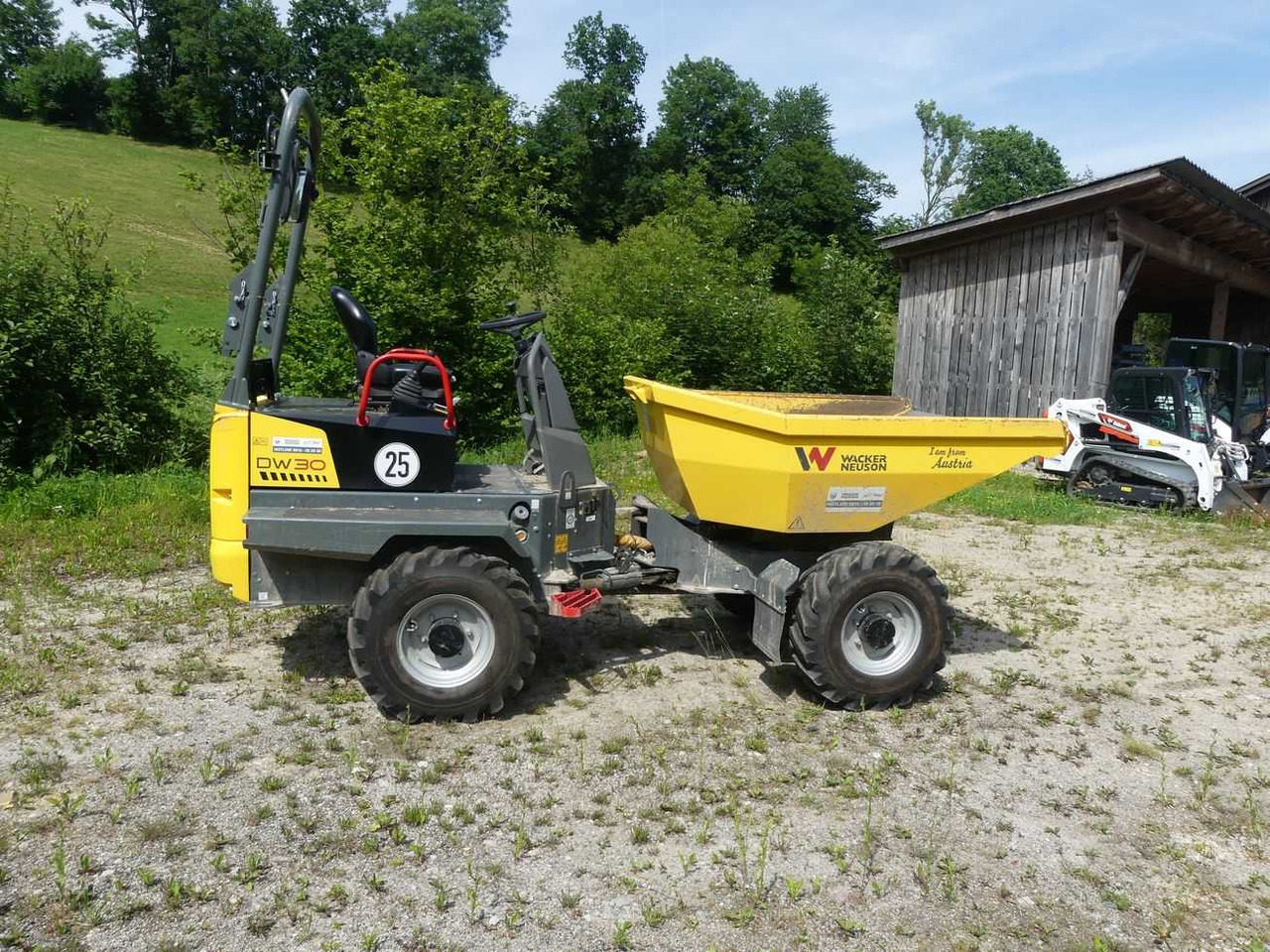 Wacker Neuson D25-02 DW 30 - 农场自卸拖车/ 自卸车:图5 Wacker Neuson D25-02 DW 30 - 农场自卸拖车/ 自卸车:图5