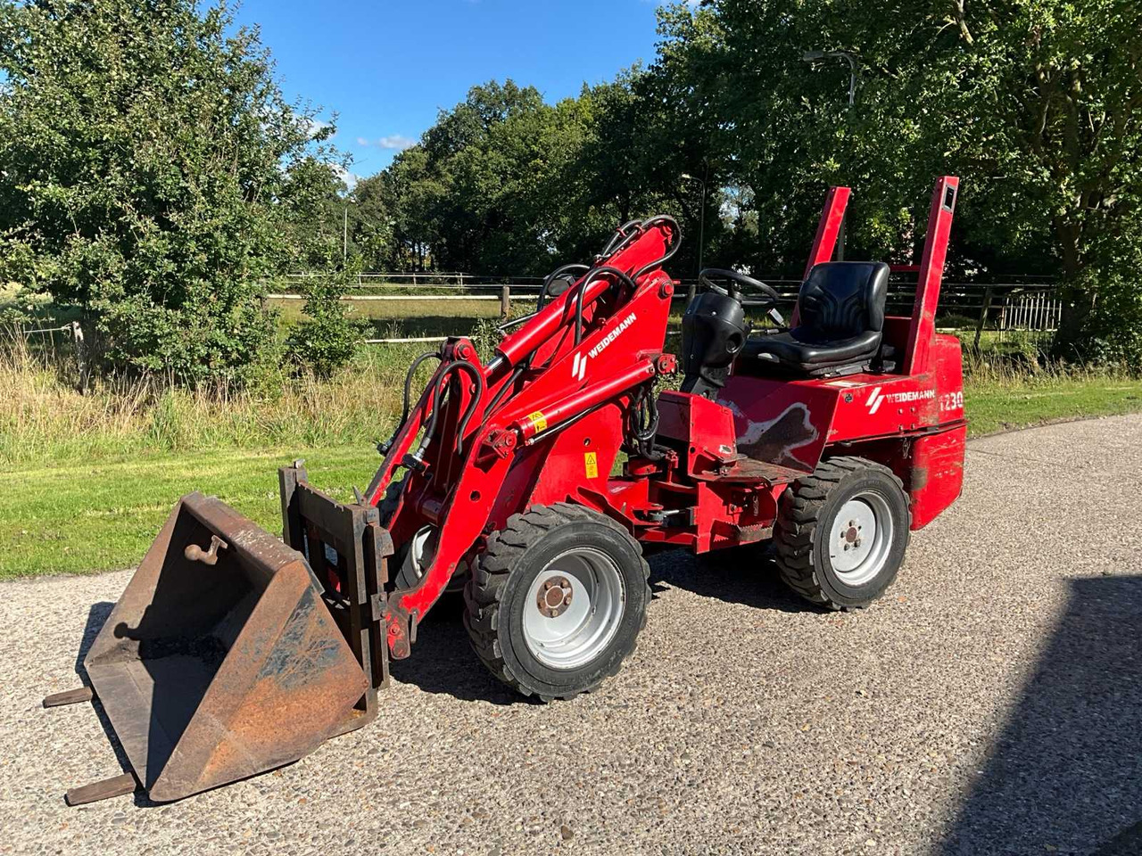 Weidemann 1230 - 轮式装载机:图2 Weidemann 1230 - 轮式装载机:图2