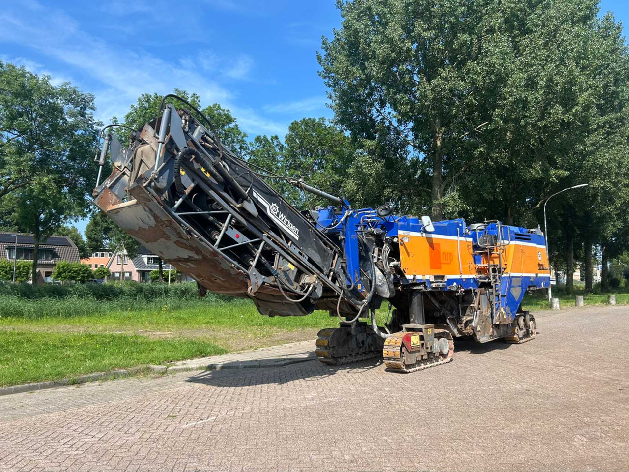 Wirtgen W2200 - 冷铣刨机:图1 Wirtgen W2200 - 冷铣刨机:图1