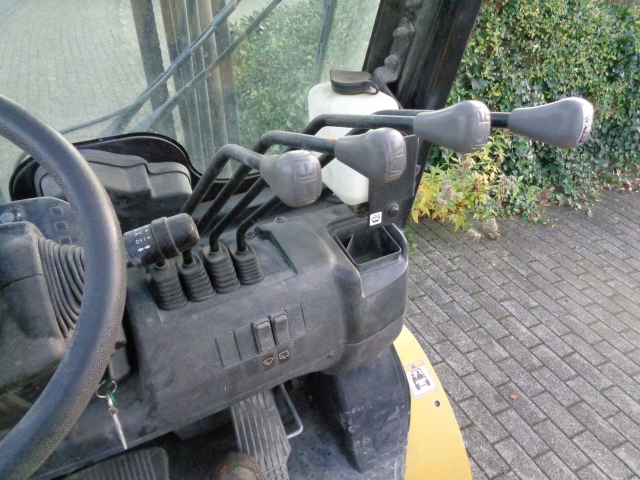 叉车 YALE GLP 30 MXV 2445 GAS FORKLIFT, YALE-GLP 30 MXV 2445：图6