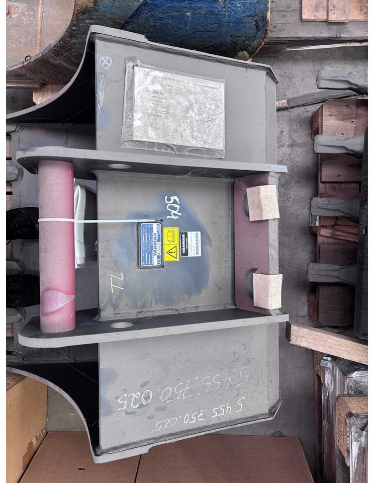 YANMAR - SW08 - TYPE4 - 2018 - LOW SPOON 900MM - 327 LITRES - 轮式装载机:图5 YANMAR - SW08 - TYPE4 - 2018 - LOW SPOON 900MM - 327 LITRES - 轮式装载机:图5