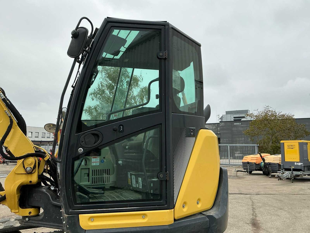 履带式挖掘机 Yanmar SV100-2A:图35 履带式挖掘机 Yanmar SV100-2A:图35