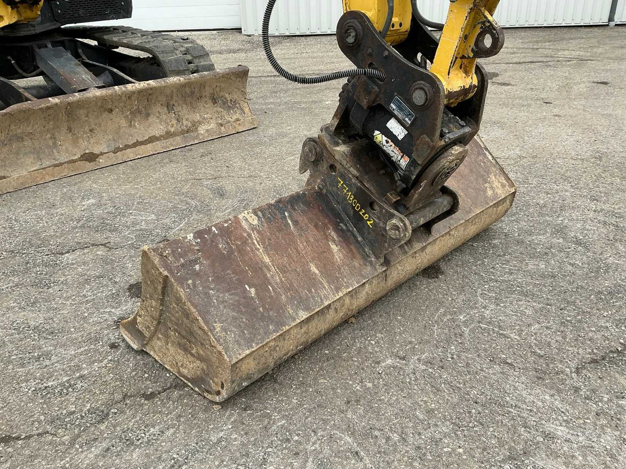 履带式挖掘机 Yanmar SV100-2A:图18 履带式挖掘机 Yanmar SV100-2A:图18