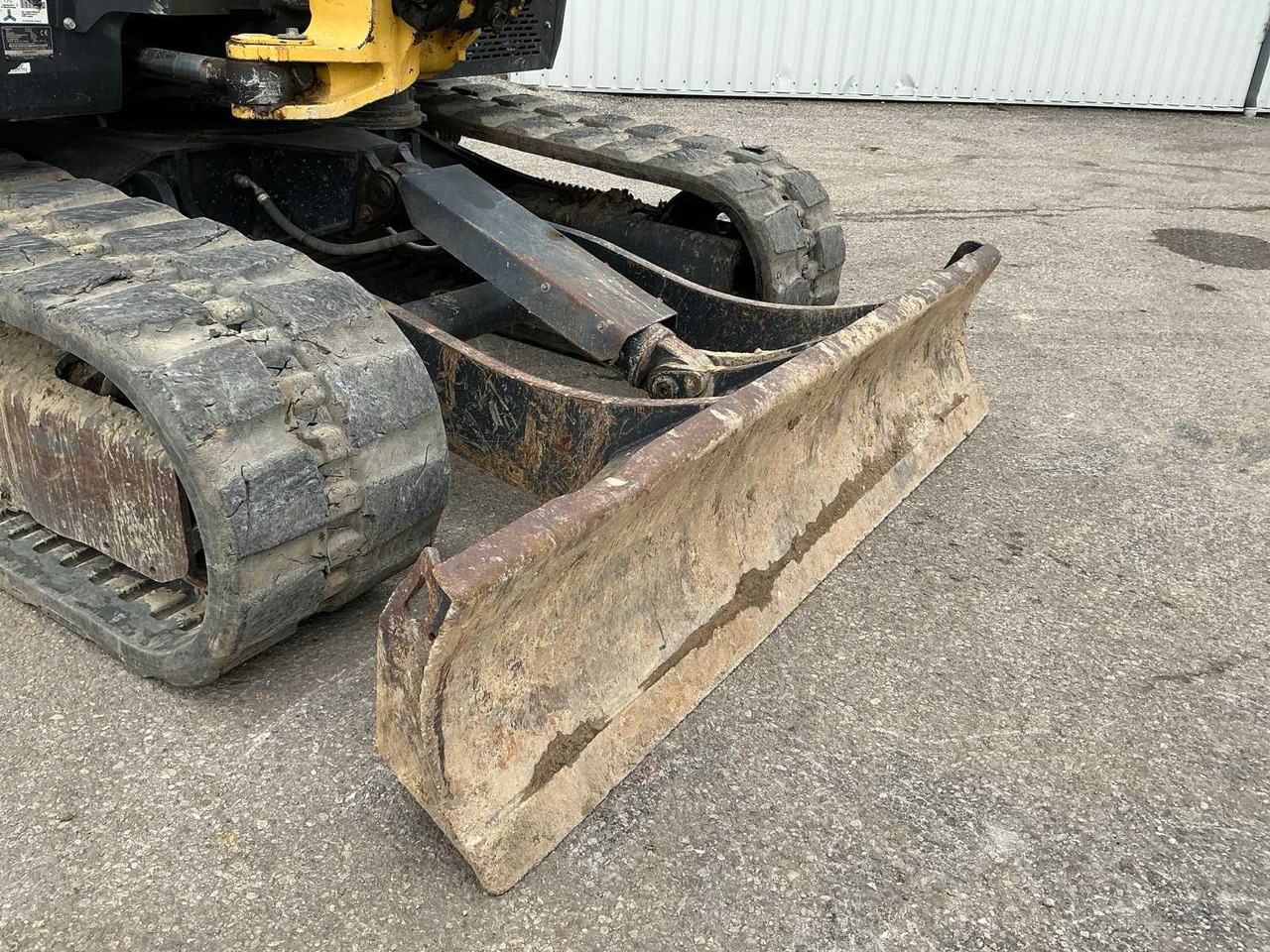 履带式挖掘机 Yanmar SV100-2A:图10 履带式挖掘机 Yanmar SV100-2A:图10