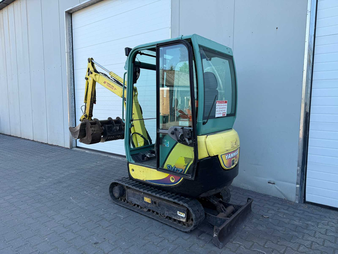 Yanmar SV17 - 小型挖掘机:图4 Yanmar SV17 - 小型挖掘机:图4