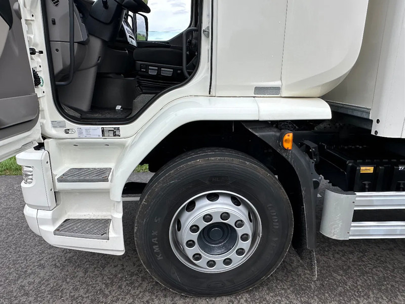 DAF LF 230 LF 230.18 EURO6. 2021.181204km. 720x249x235. 10934kg. - 厢式卡车:图5 DAF LF 230 LF 230.18 EURO6. 2021.181204km. 720x249x235. 10934kg. - 厢式卡车:图5