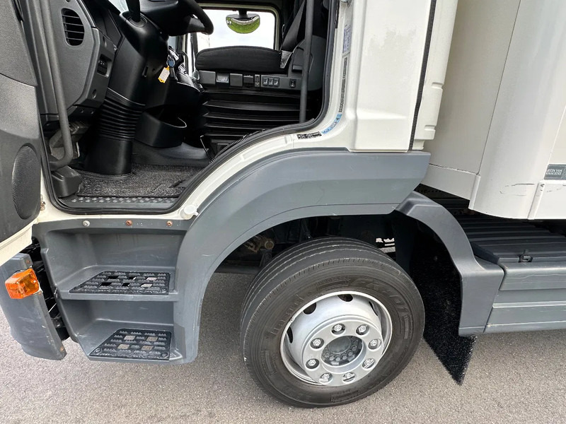 Mercedes-Benz Atego ATEGO 1223L 2020. 720x249x260 3000kg Lbw - 厢式卡车:图5 Mercedes-Benz Atego ATEGO 1223L 2020. 720x249x260 3000kg Lbw - 厢式卡车:图5