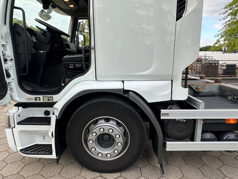 Renault D280 - 侧帘卡车:图5 Renault D280 - 侧帘卡车:图5