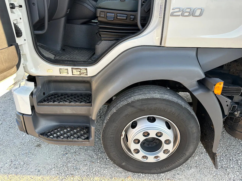 Volvo FL FL280.16 EURO6. 2022. OPRIJWAGEN , PAARDENWAGEN. - 驾驶室底盘卡车:图5 Volvo FL FL280.16 EURO6. 2022. OPRIJWAGEN , PAARDENWAGEN. - 驾驶室底盘卡车:图5