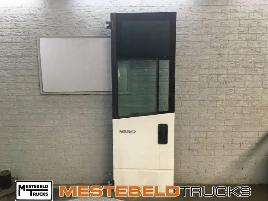 Mercedes-Benz Deur links - 驾驶室和内部 适用于 卡车:图1 Mercedes-Benz Deur links - 驾驶室和内部 适用于 卡车:图1